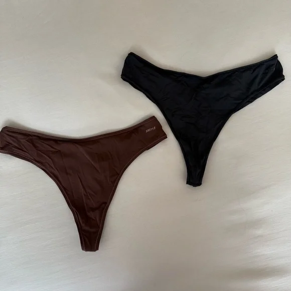 Skims 2-pack Shine Foundations Thong Black Brown Medium - Picture 1 of 7